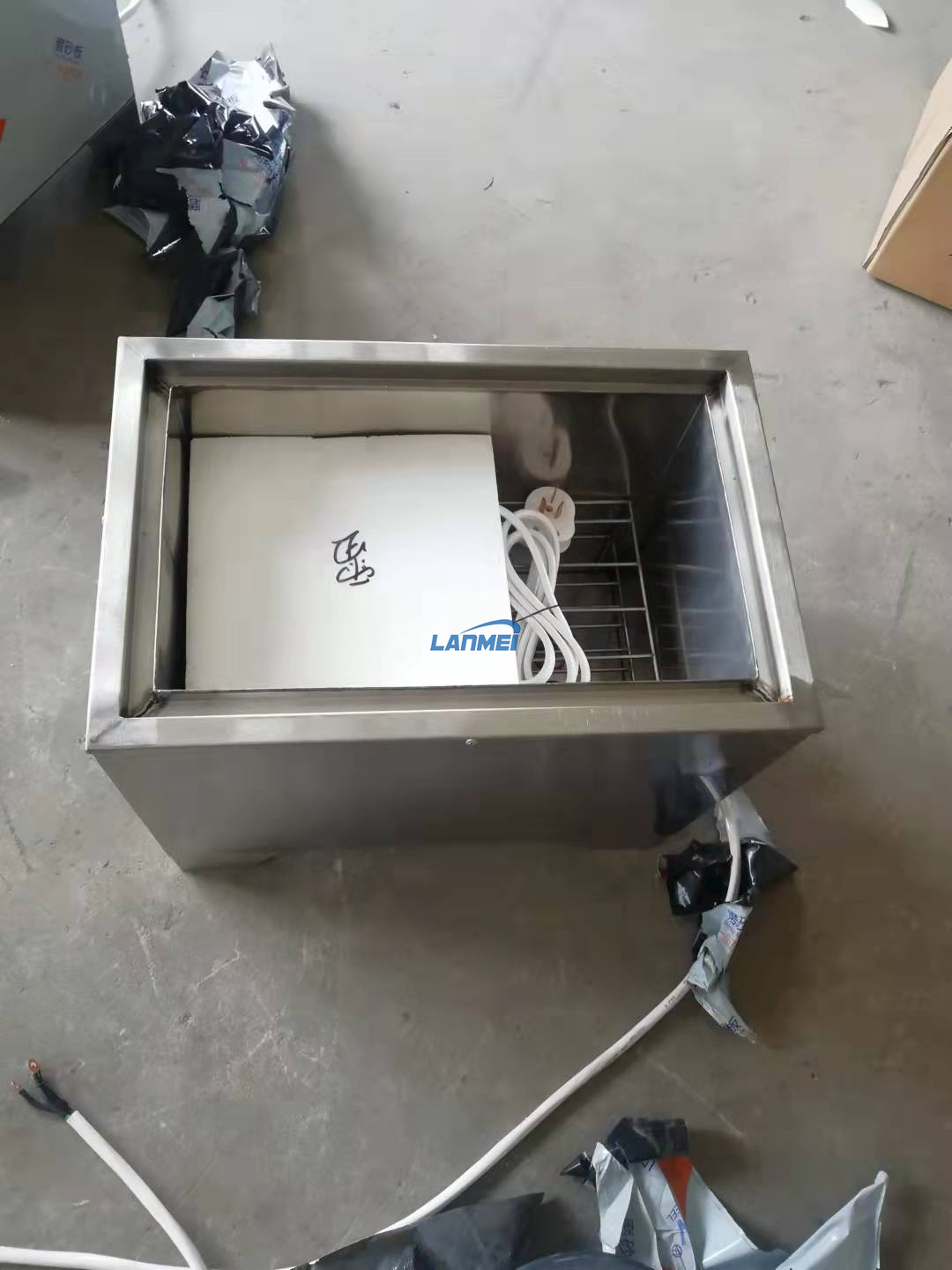 Cement concrete boiling box